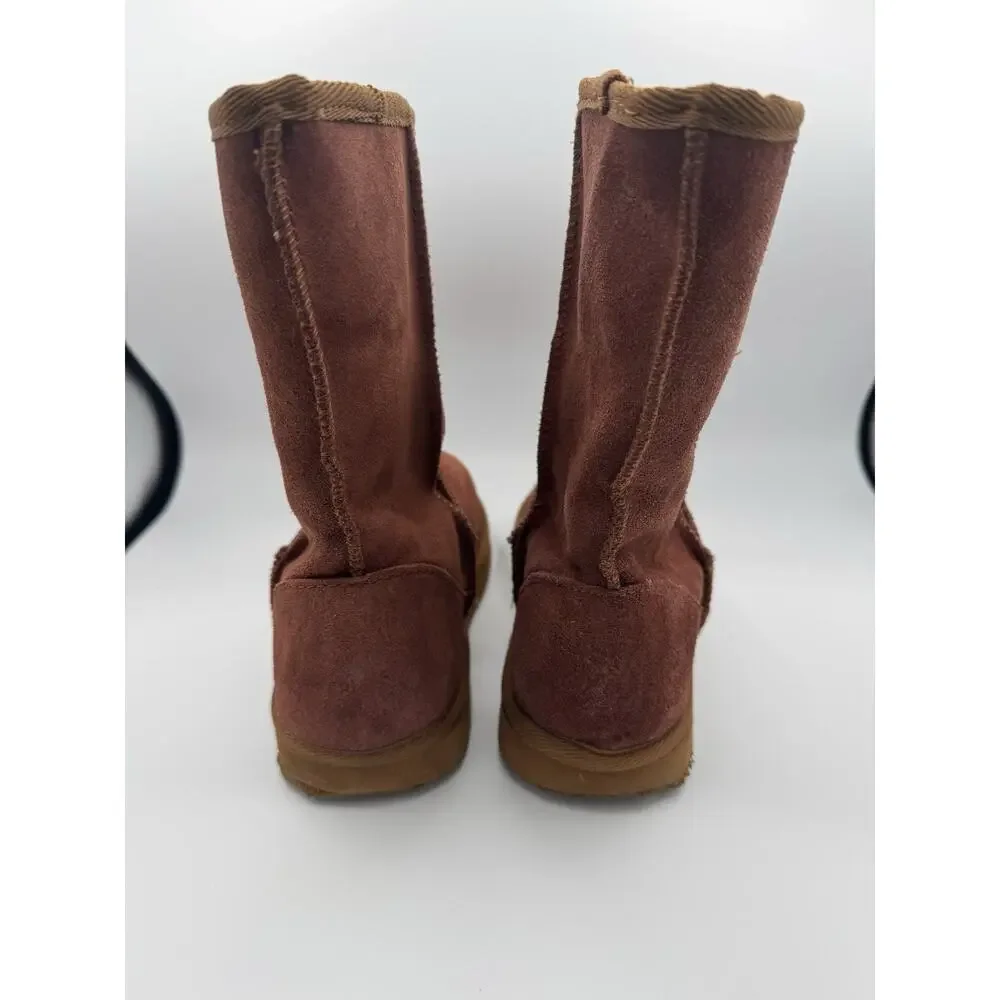 Arizona Women’s Starling Flat Heel Winter Boots Size 8m Aka Faux Ugg Boots